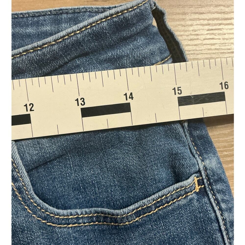 Hollister Curvy High-Rise Flare Jeans Size 12R W31 - Picture 6 of 7